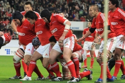 08-09scrum.jpg